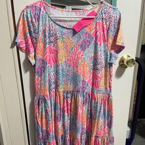 Lilly Pulitzer short-sleeve dress